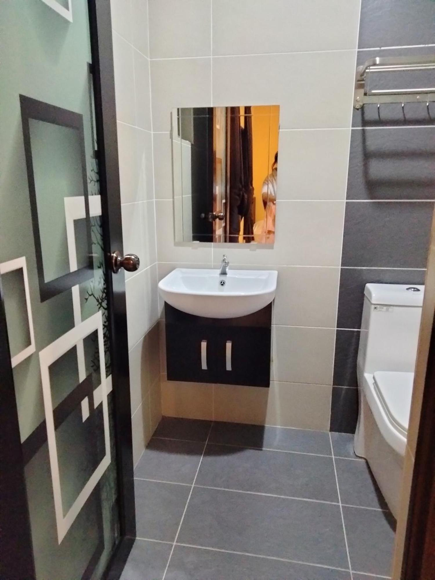 Weng Kong Homestay Slim River Buitenkant foto