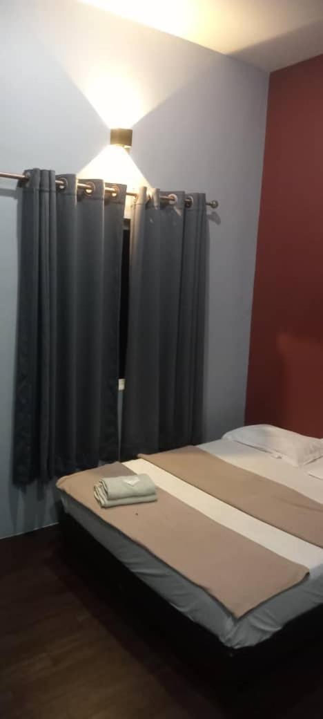 Weng Kong Homestay Slim River Kamer foto
