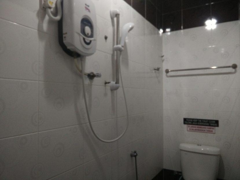 Weng Kong Homestay Slim River Buitenkant foto