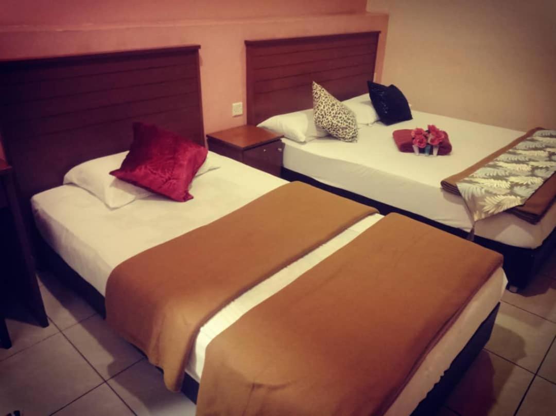 Weng Kong Homestay Slim River Buitenkant foto