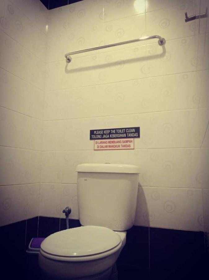 Weng Kong Homestay Slim River Buitenkant foto