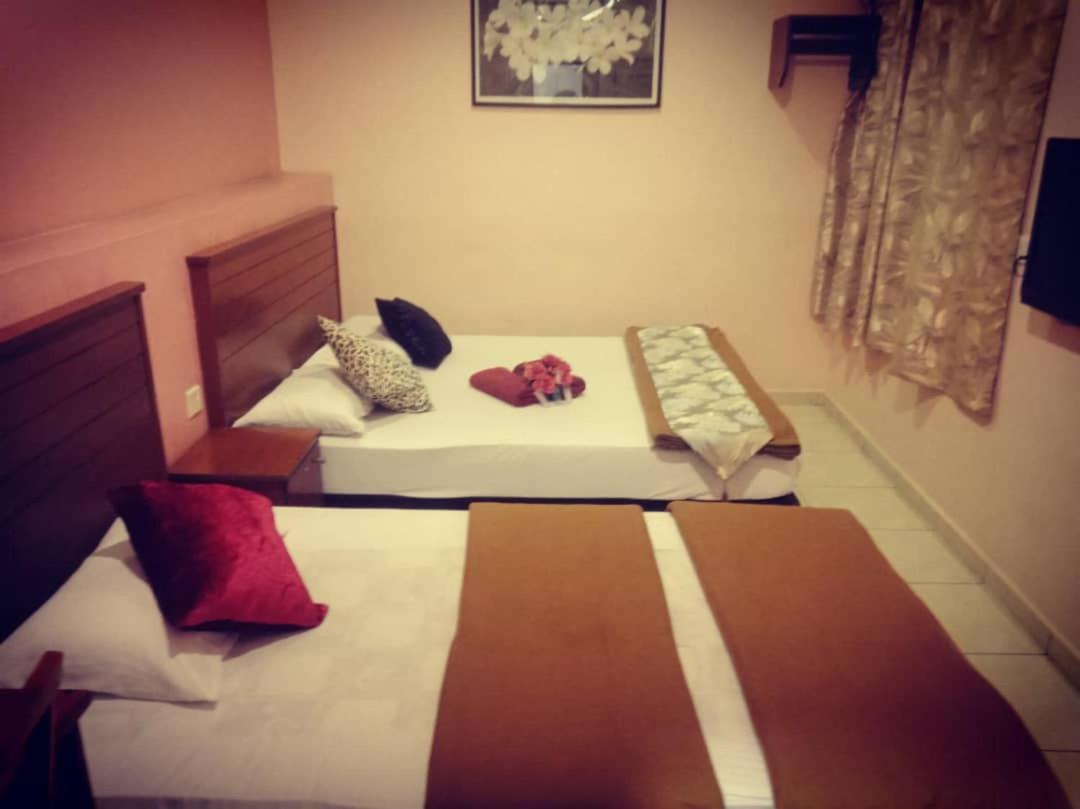 Weng Kong Homestay Slim River Buitenkant foto