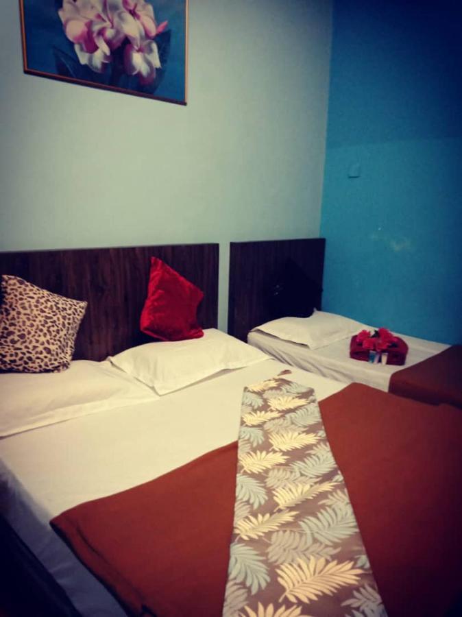 Weng Kong Homestay Slim River Buitenkant foto